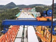 貴州、云南多套架橋機(jī)配裝湖北三思科技安全監(jiān)控系統(tǒng)