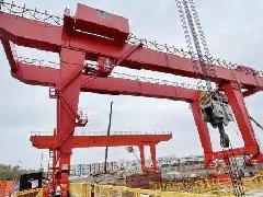 三思科技安全監(jiān)控系統(tǒng)助力中國最大地鐵門機！