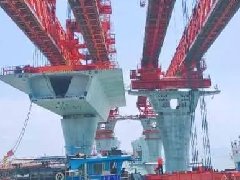 進(jìn)展順利！湖北三思科技架橋機(jī)安全監(jiān)控系統(tǒng)助力黃茅?？绾Ｍǖ?/></a>
    </a>
  </div>
 <div   id=